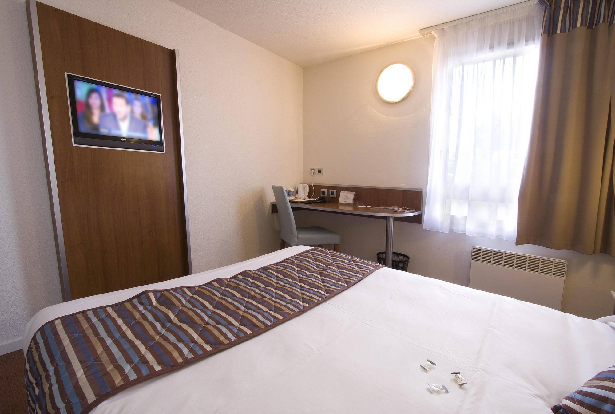 Comfort Hotel Linas - Montlhery Екстериор снимка