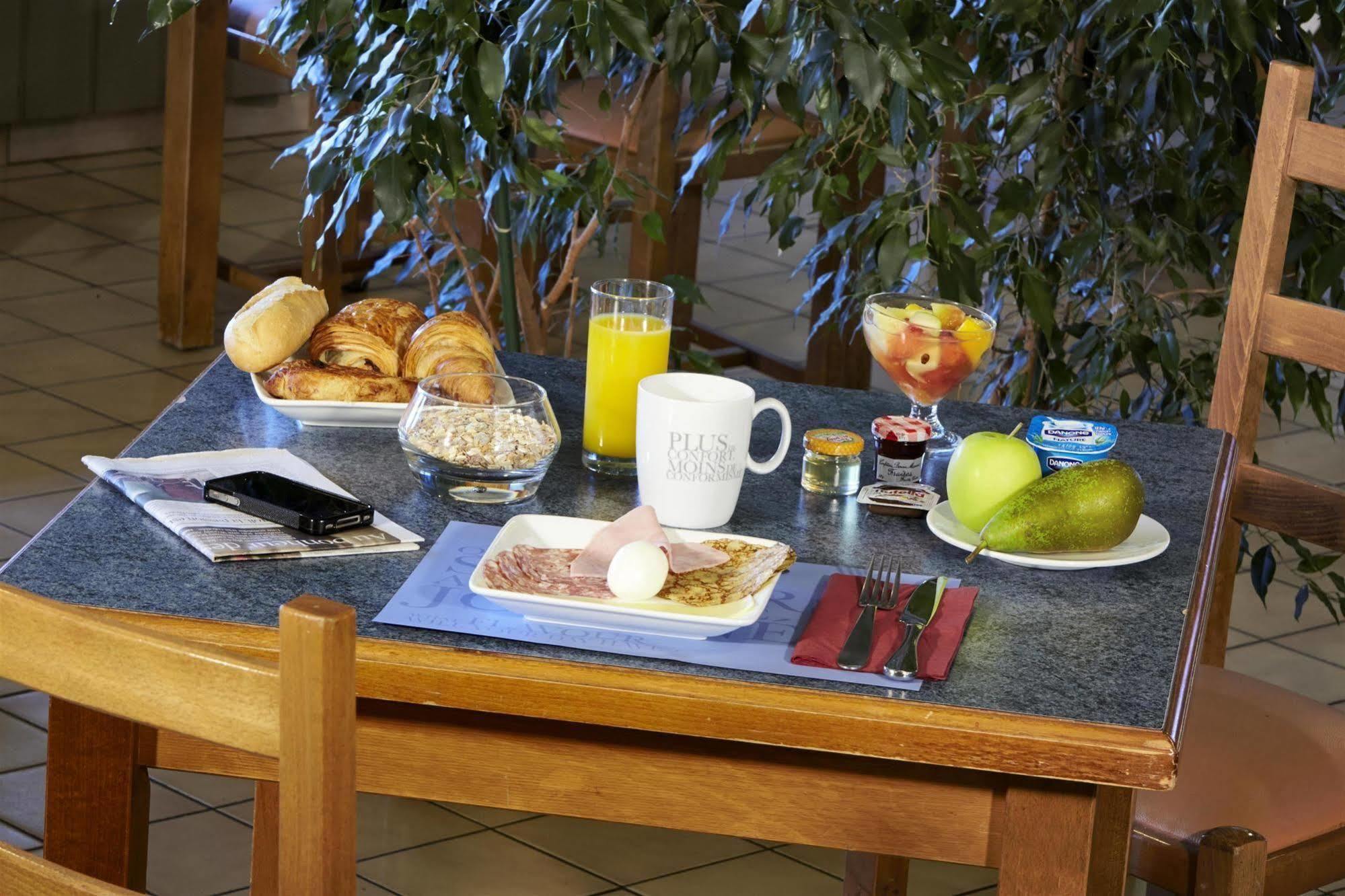 Comfort Hotel Linas - Montlhery Екстериор снимка
