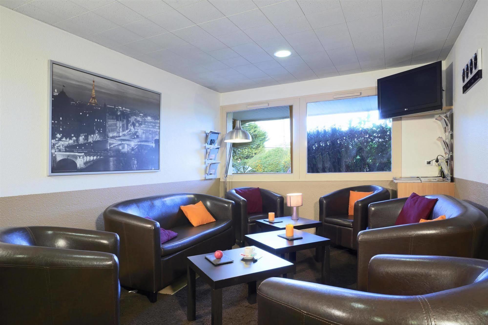 Comfort Hotel Linas - Montlhery Екстериор снимка